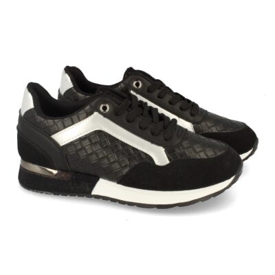 Zapatilla Plana con Cordones