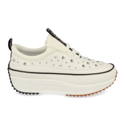 Zapatilla de Bamaba con Detalles
