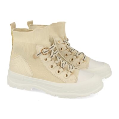 Zapatilla Abotinada con Cordones