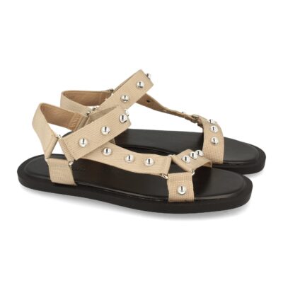 Sandalia Plana con Tachuelas y Velcro