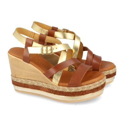 Sandalia de Cuña Multicolor con Hebilla