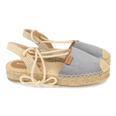 Sandalia Forrada de Yute y Cordones