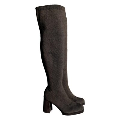 Bota de Tacon con Material Elastico