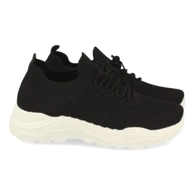 Zapatilla Plana con Material Elastico