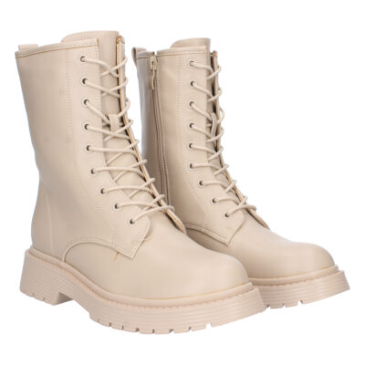 Botin militar plano con cierre de cordones