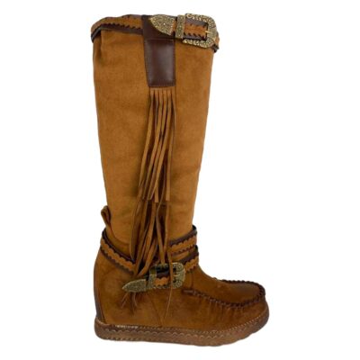 Bota con Cuña Interior y Flecos