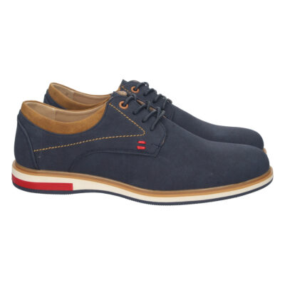 Zapato con Estampado Liso y Cordones