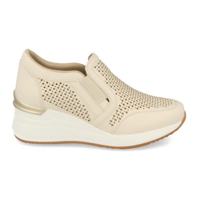 Zapatilla de Mujer con Calados y Strass