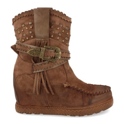Bota de Estilo Indio con Correas y Hebilla
