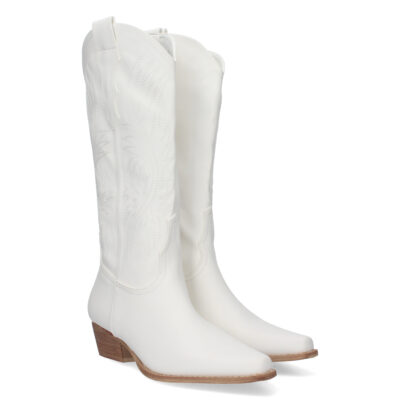 Bota campera con diseño en caña