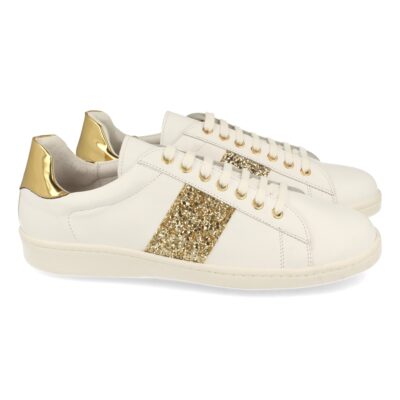 Zapatilla Plana con Brillo y Cordones