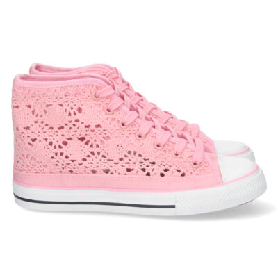 Zapatilla Abotinada Calada con Cordones