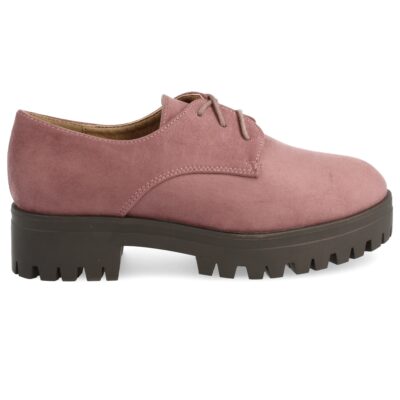 Zapato con cordones