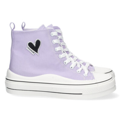 Mocasin con Suela Dentada y Borlas
