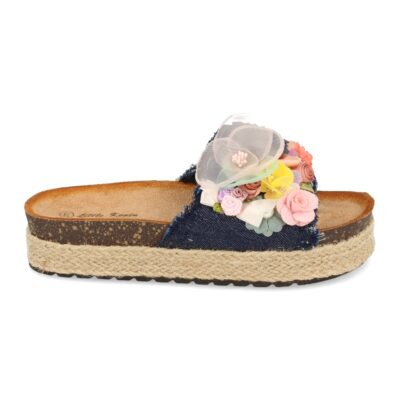 Sandalia con Plataforma de Yute y Adorno de Flores