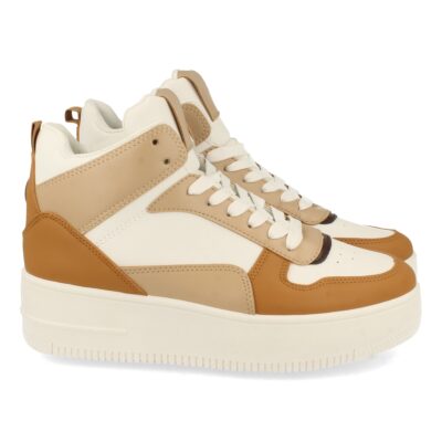 Zapatilla Abotinada con Cordones