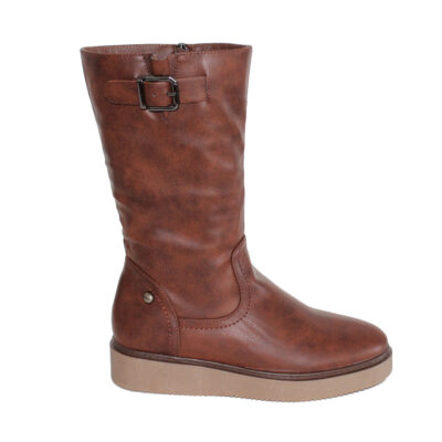 Bota campera con hebilla