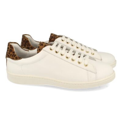 Zapatilla Plana con Cordones