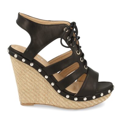 Sandalia con Cuña de Rafia, Tachuelas y Cordones