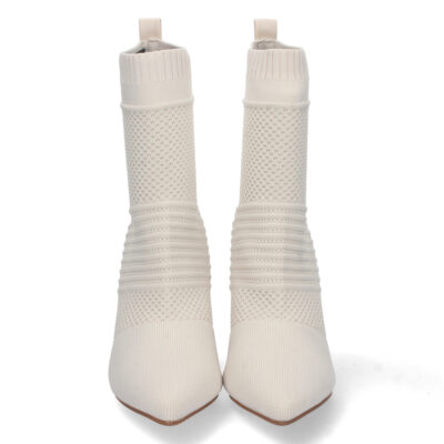 Botin de Tacon y Material Elastico - Imagen 3